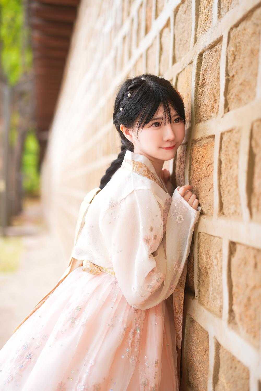 Sally Dorasnow – 2025 New Year Hanbok [20P/302M]（）4