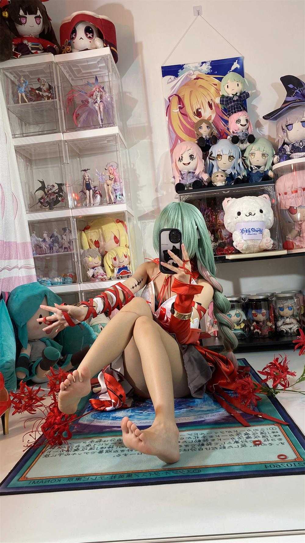 白栎Shirly - 弗洛洛 [130P/25V/7.04G] 2